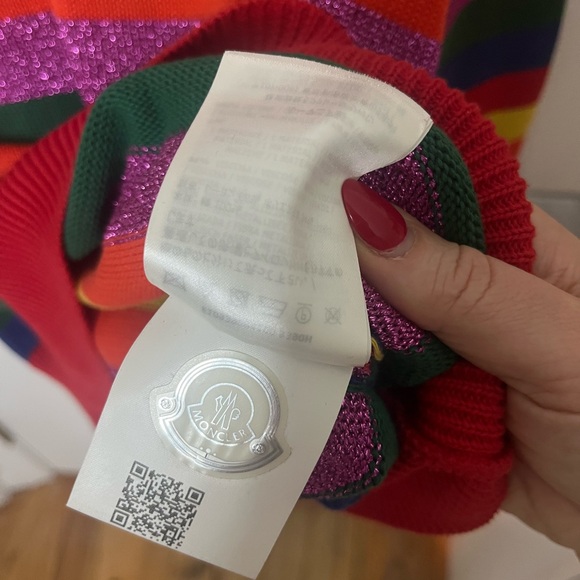 Chic Moncler Sweater - Size M - Picture 7 of 8